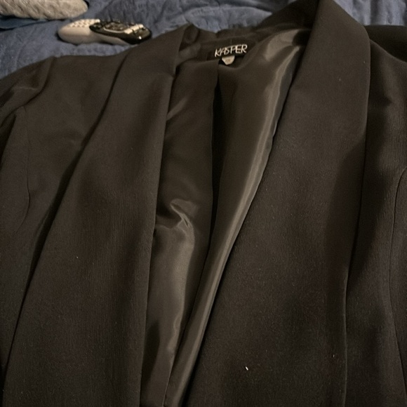 Kasper Blazer
Black Size 20 - Picture 2 of 4